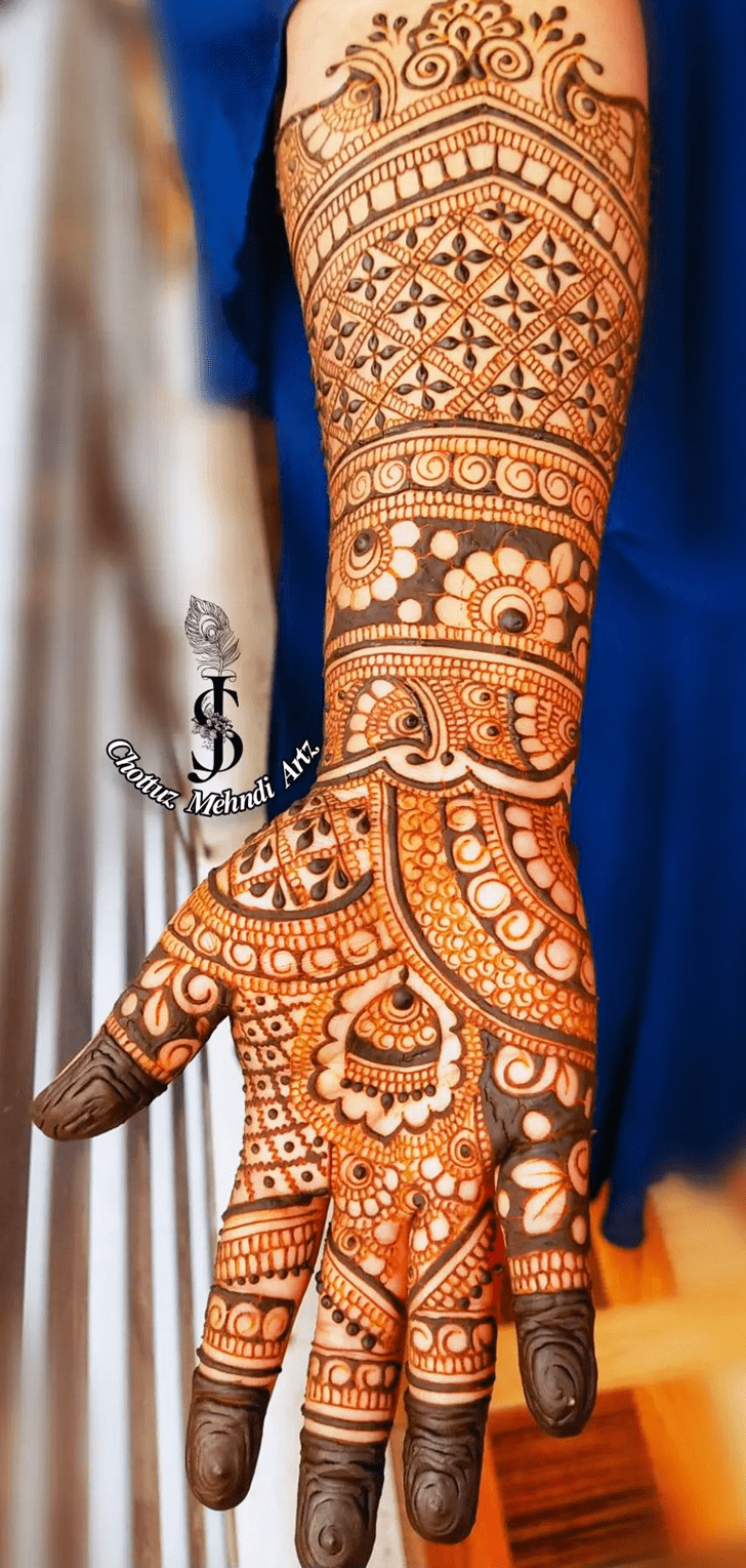 Slightly Malayalam Henna Design