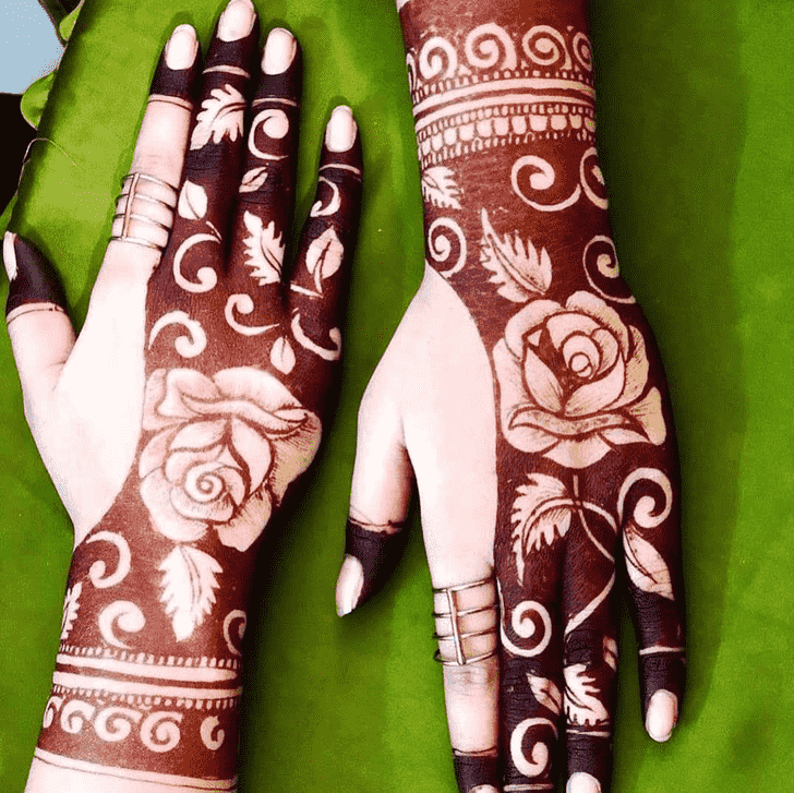 Charming Manali Henna Design