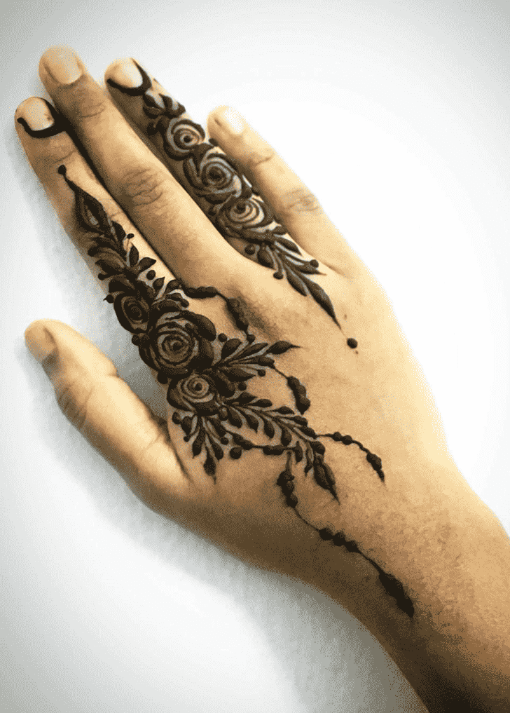 Enthralling Manali Henna Design