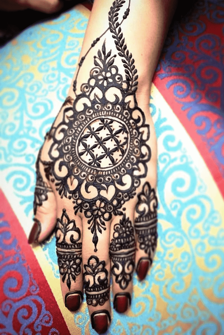 Good Looking Manali Henna Design