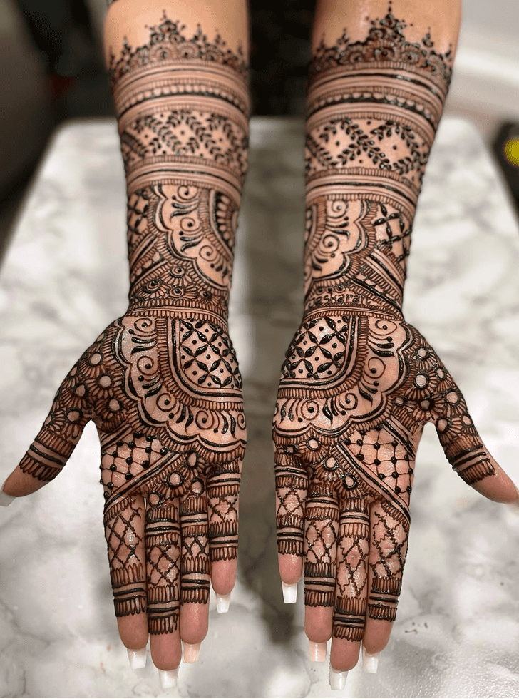 Captivating Manchester Henna Design