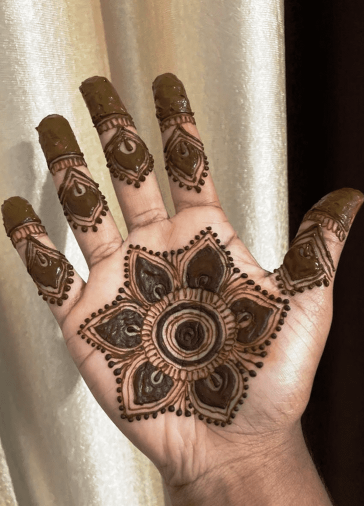 Comely Manchester Henna Design