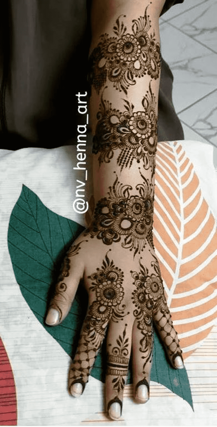 Dazzling Mandala Henna Design