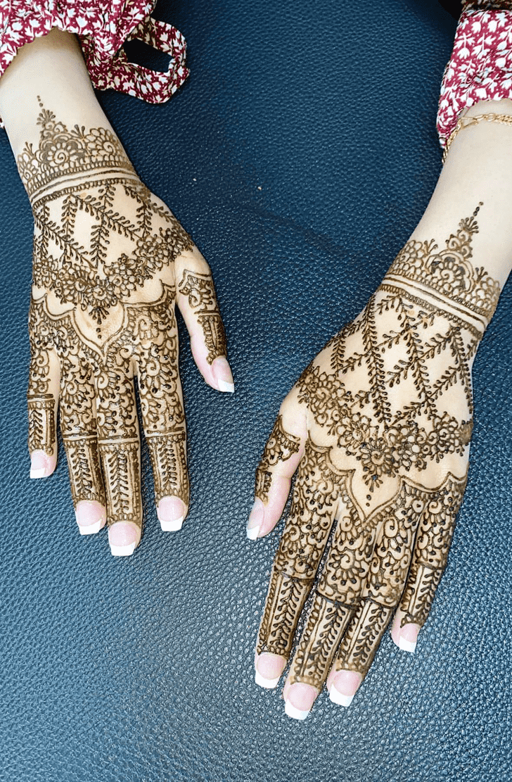 Ravishing Mandala Henna Design
