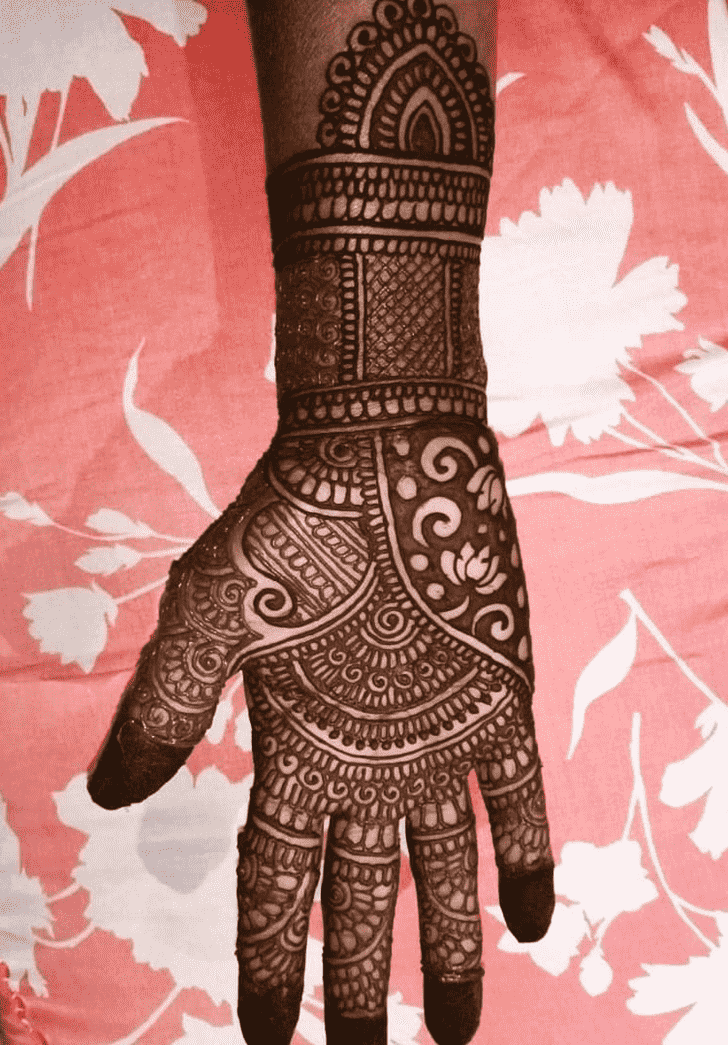 Bewitching Mangalore Henna Design