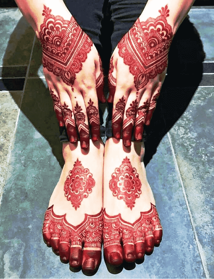 Mesmeric Manipur Henna Design