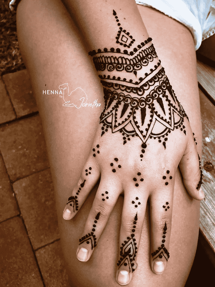 Captivating Marwari Henna Design