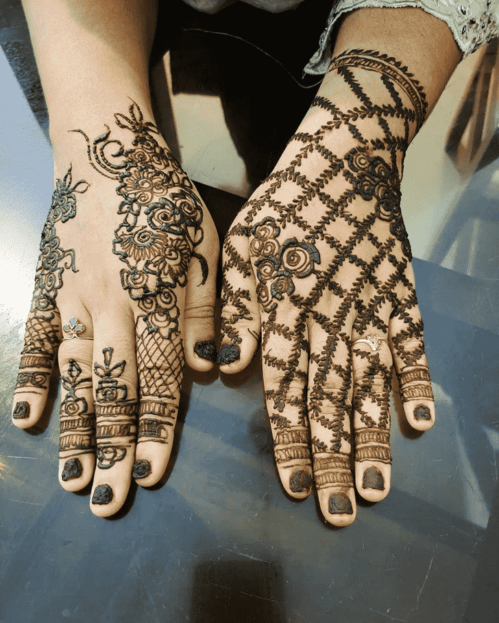 Elegant Massachusetts Henna Design
