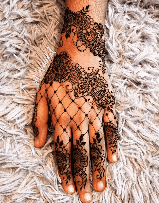 Appealing McLeod Ganj Henna Design