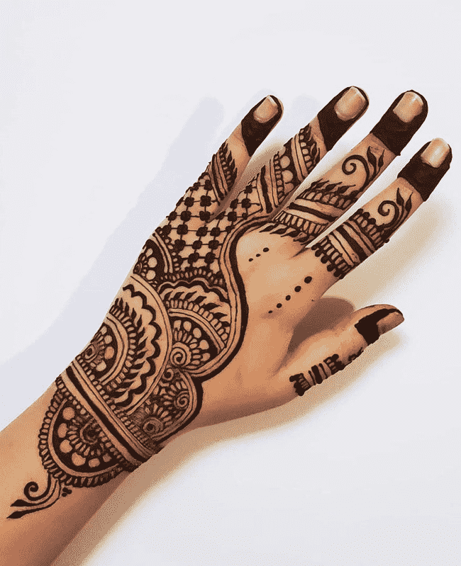 Grand McLeod Ganj Henna Design