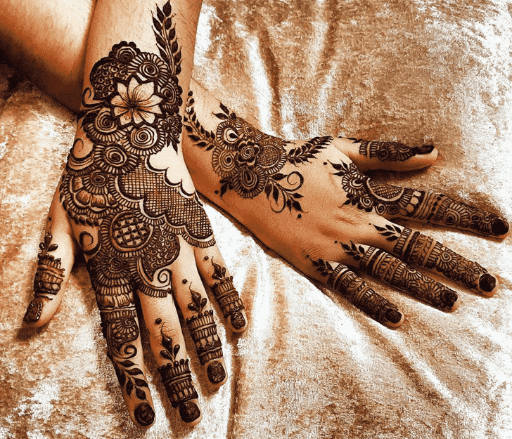 Mesmeric Meena Sankranti Henna Design