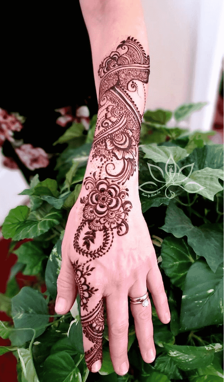 Ravishing Meena Sankranti Henna Design