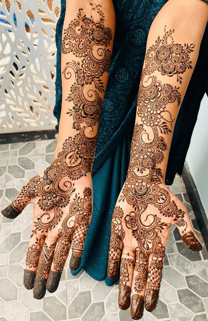 Delightful Mehndi Art Henna Design