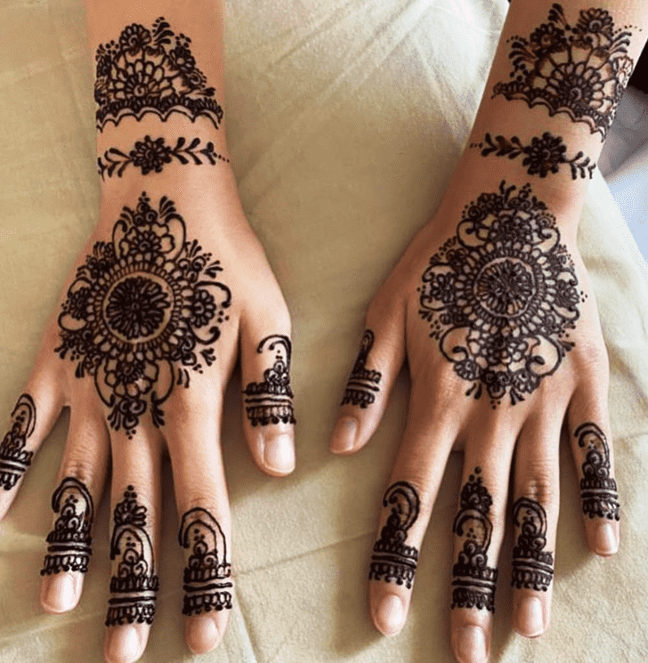 Radiant Mehndi Art Henna Design