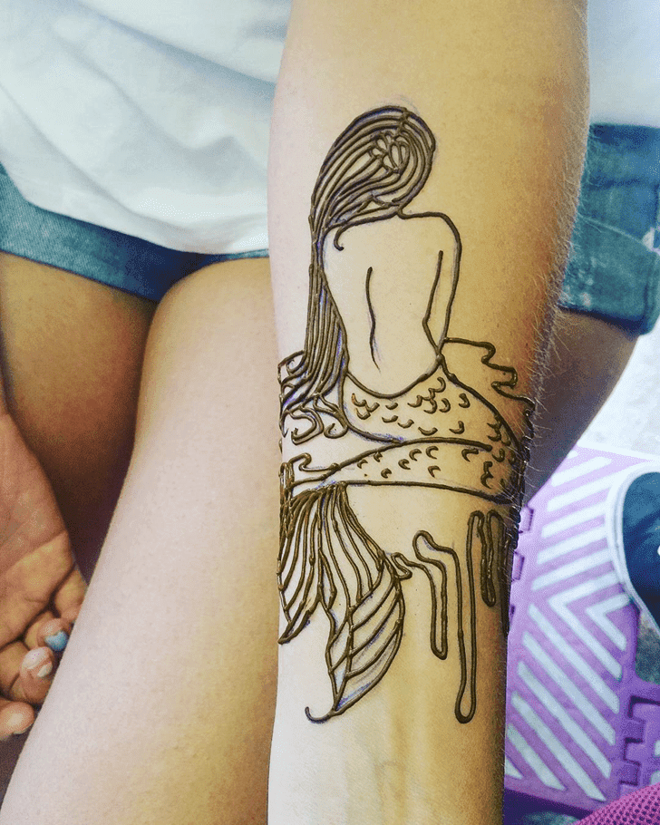 Adorable Mermaid Henna Design