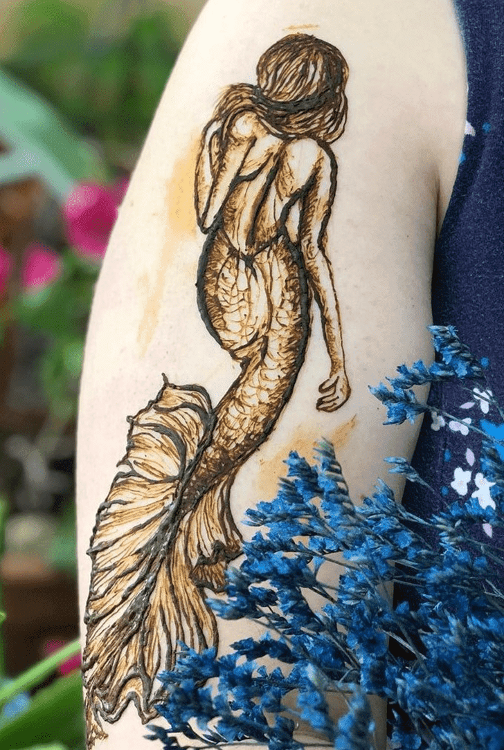 Mesmeric Mermaid Henna Design