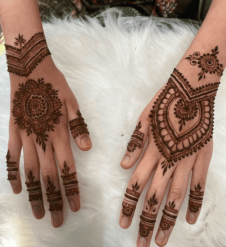 Splendid Miami Henna Design
