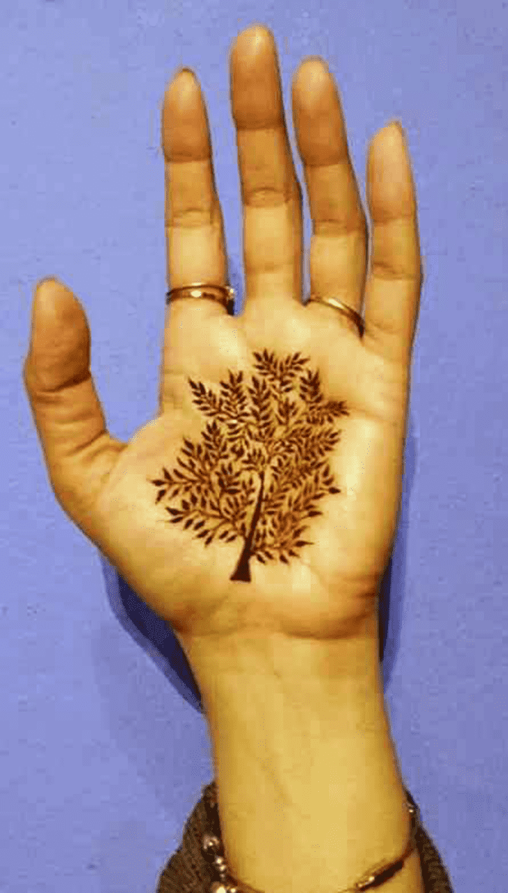 Exquisite Minimal Henna Design