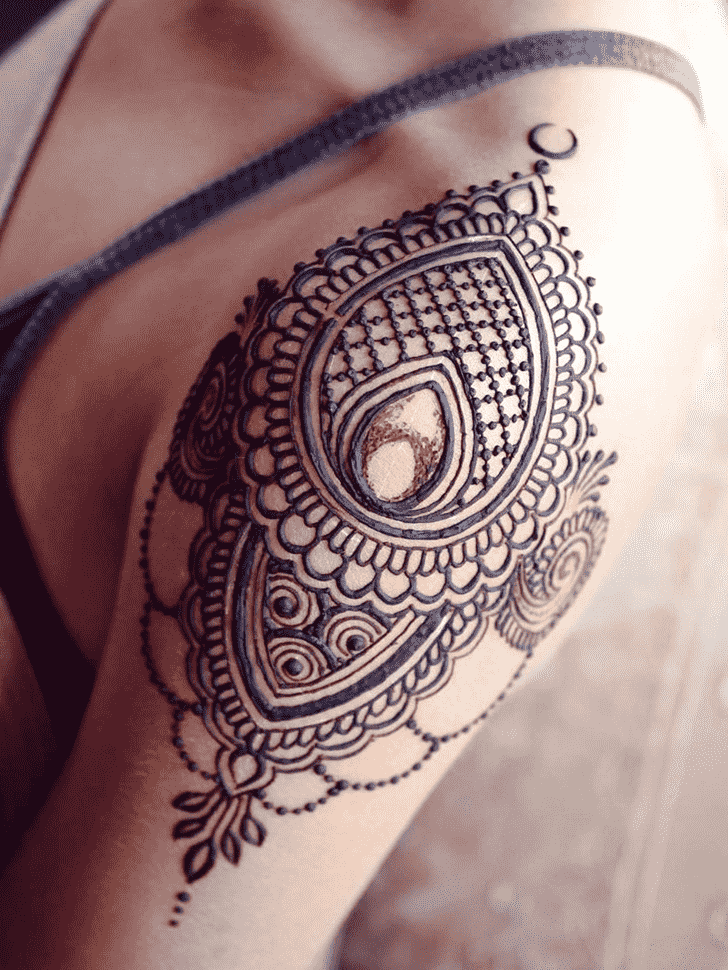 Marvelous Modern Henna Design