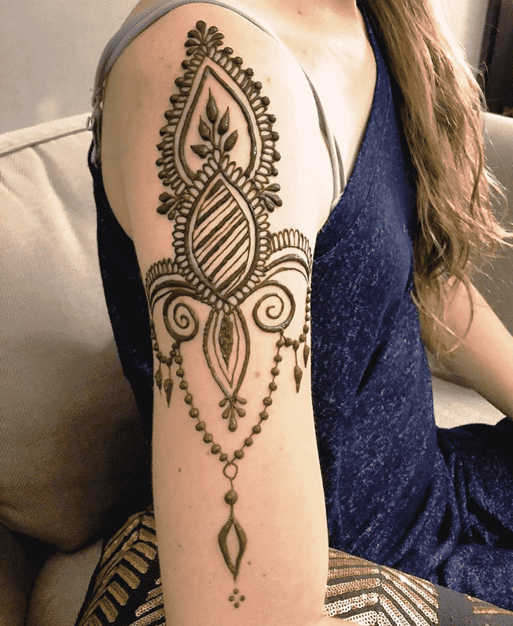 Radiant Modern Henna Design