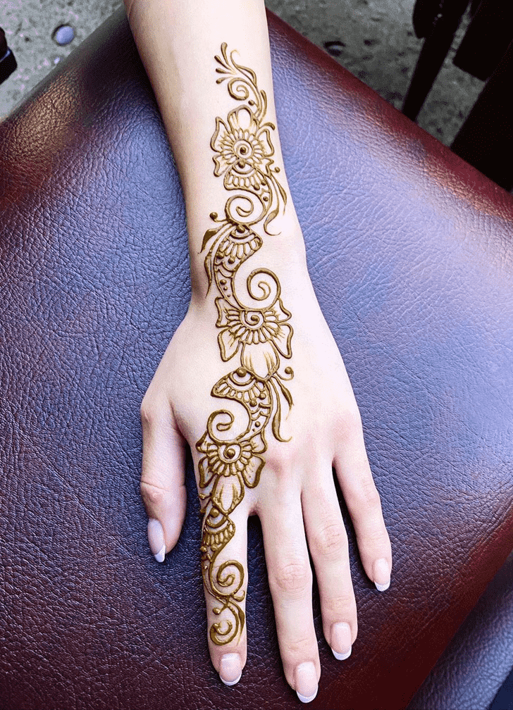 Alluring Montreal Henna Design