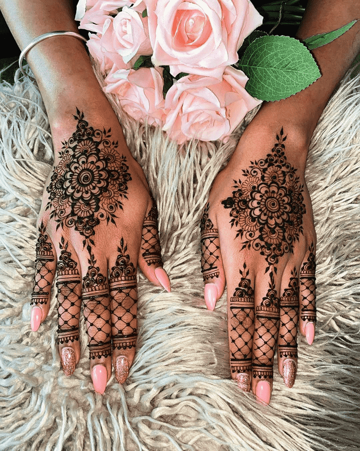 Awesome Montreal Henna Design