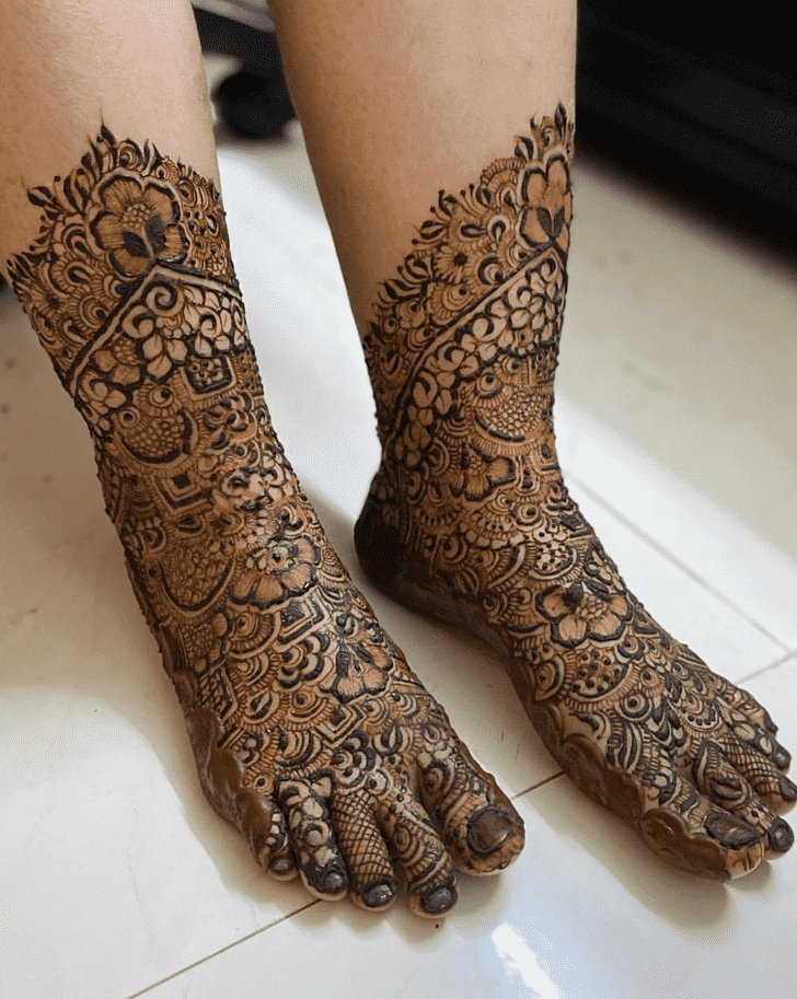Enthralling Moroccan Henna Design