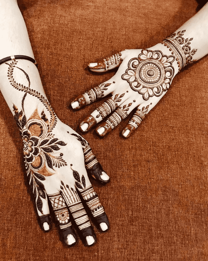 Grand Moroccan Henna Design