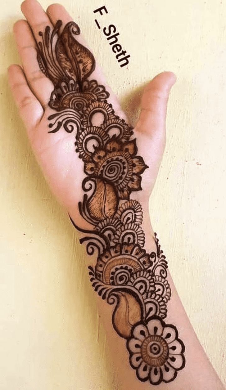 Superb Moroccan Henna Design