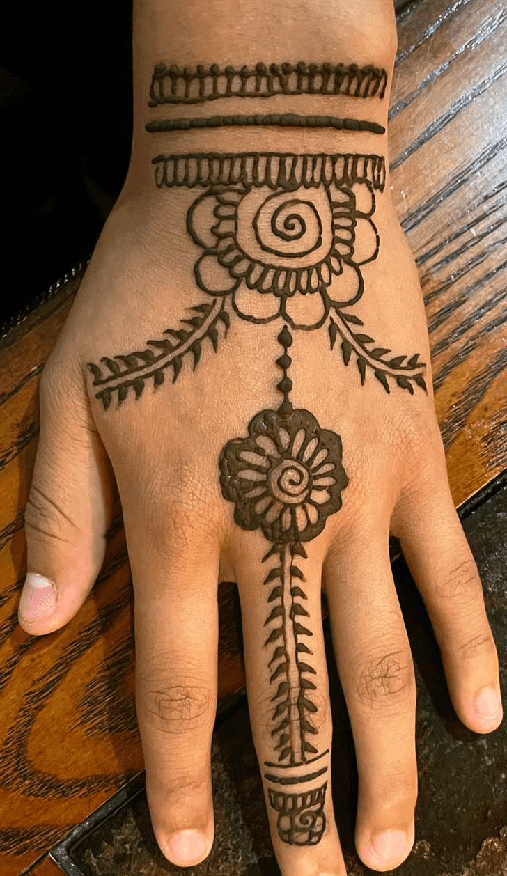 Arm Moscow Henna Design