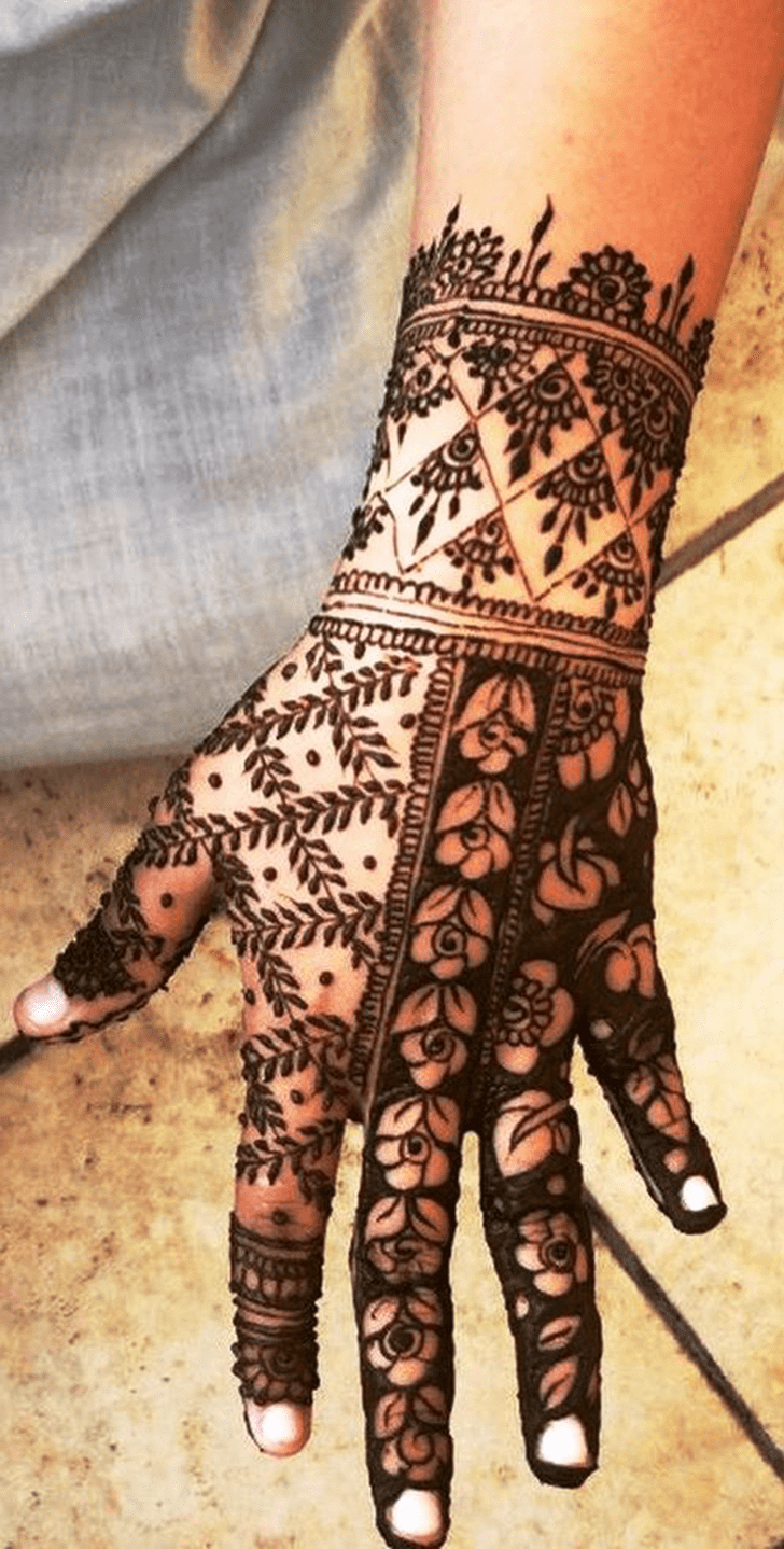 Fetching Moscow Henna Design