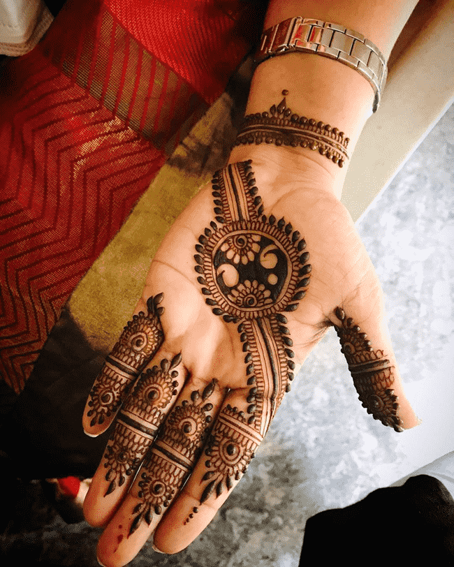 Enticing Muktagacha Henna Design