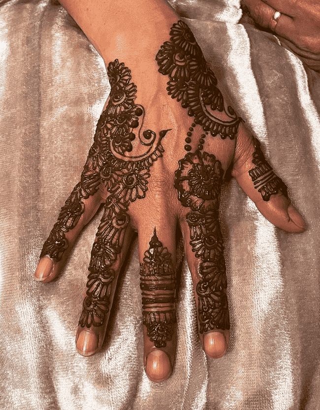 Marvelous Muktagacha Henna Design