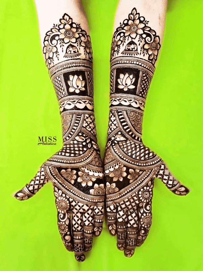 Resplendent Muktagacha Henna Design