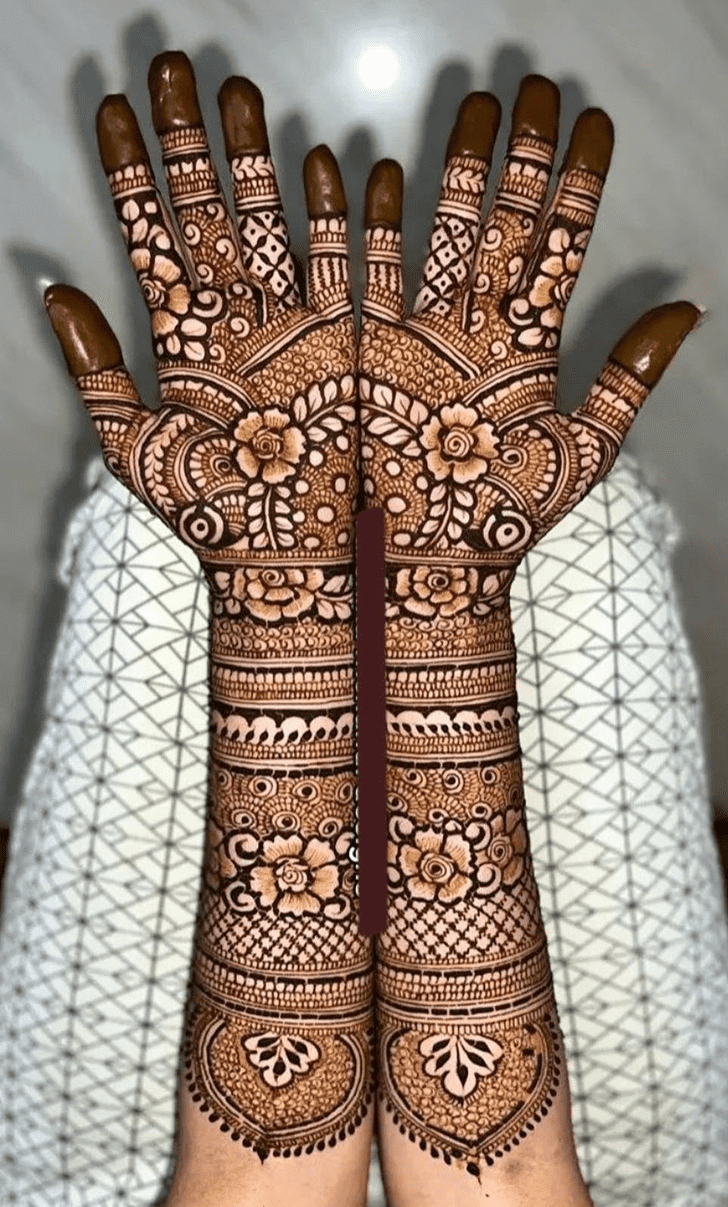 Fascinating Multan Henna Design