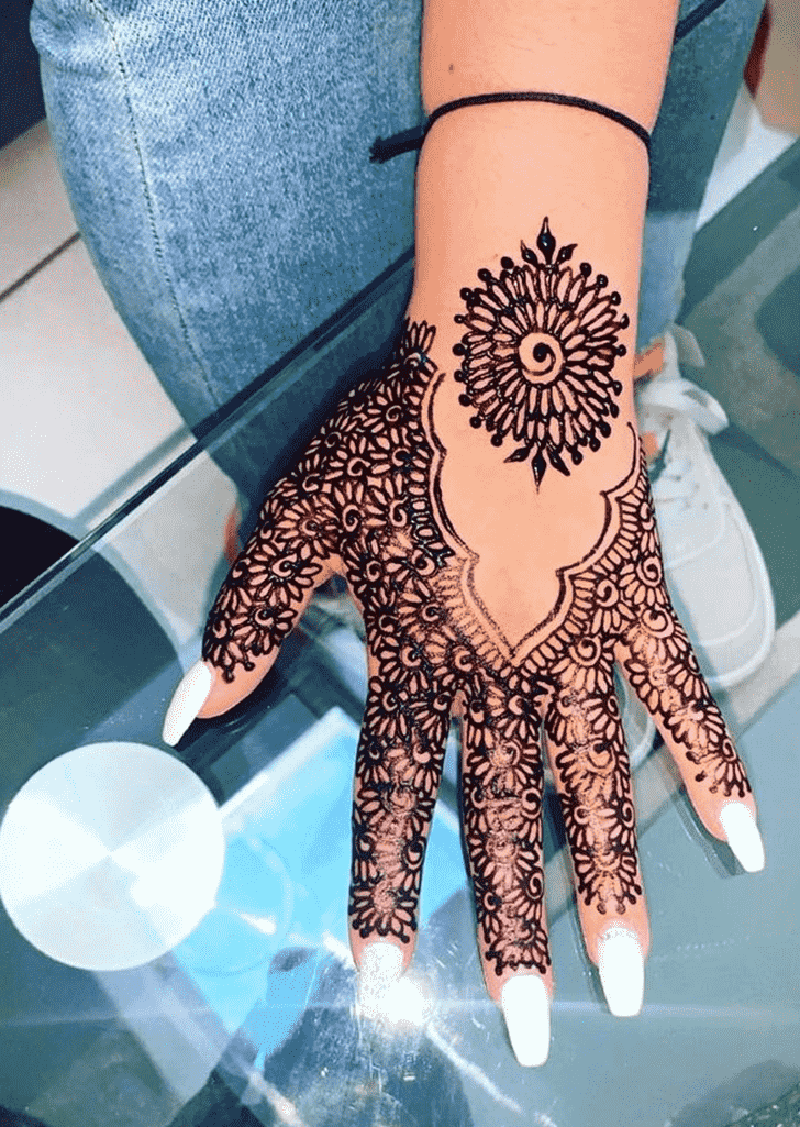 Slightly Mumbai Henna Design