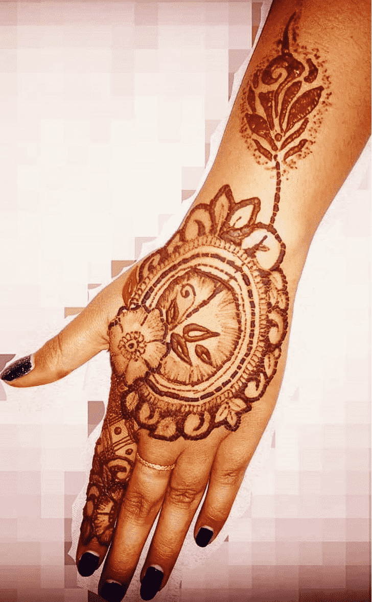Appealing Munnar Henna Design