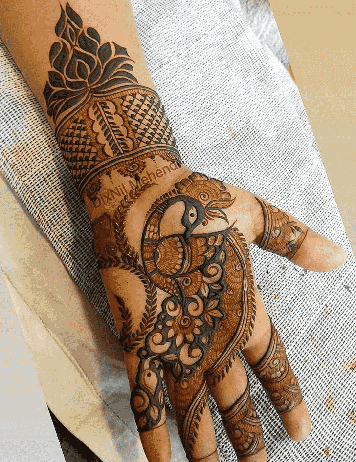 Delightful Munnar Henna Design