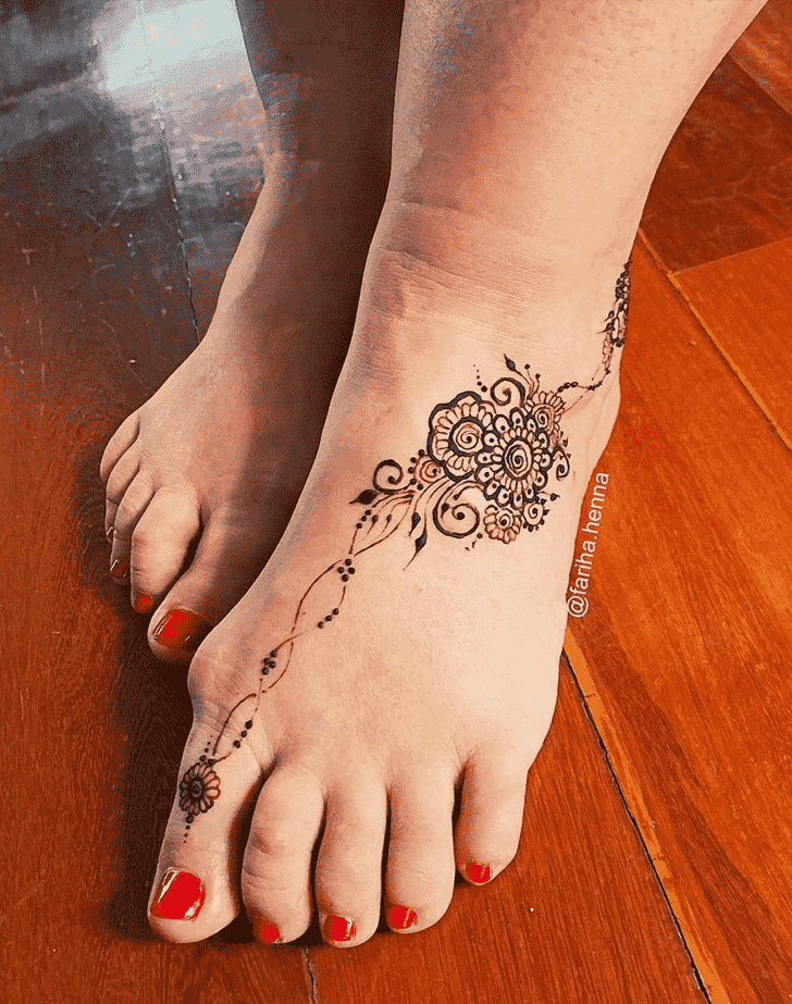 Elegant Mussoorie Henna Design