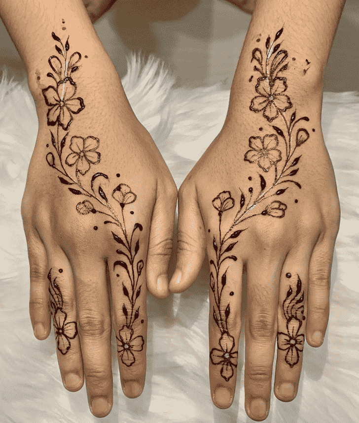 Ravishing Mussoorie Henna Design