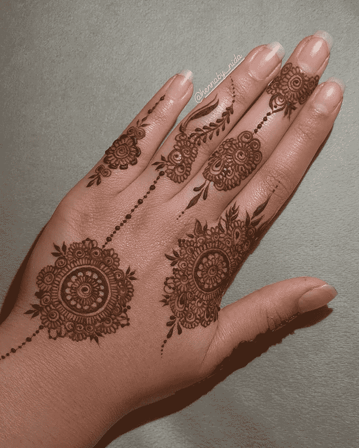 Enthralling Mysuru Henna Design