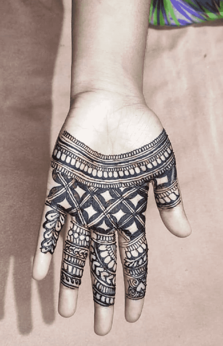 Inviting Nagpur Henna Design