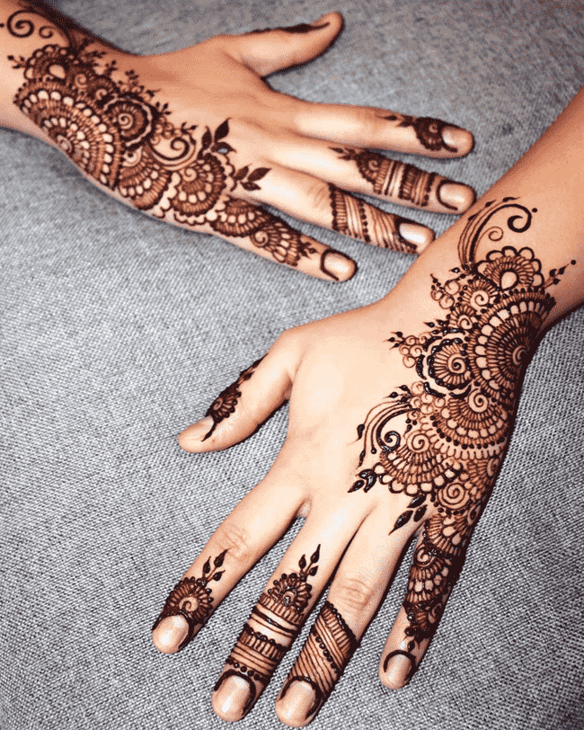Charming Nainital Henna Design