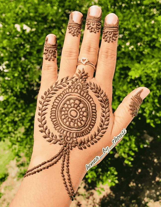 Classy Nainital Henna Design