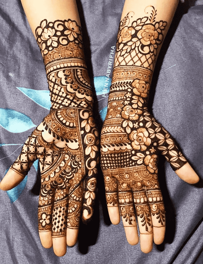 Enthralling Nainital Henna Design