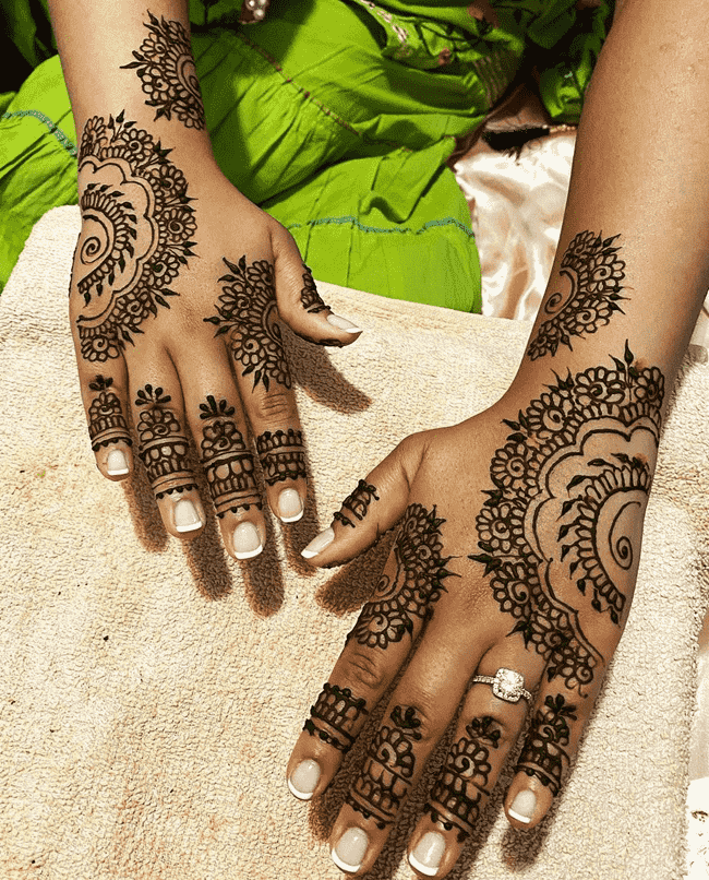 Exquisite Nainital Henna Design
