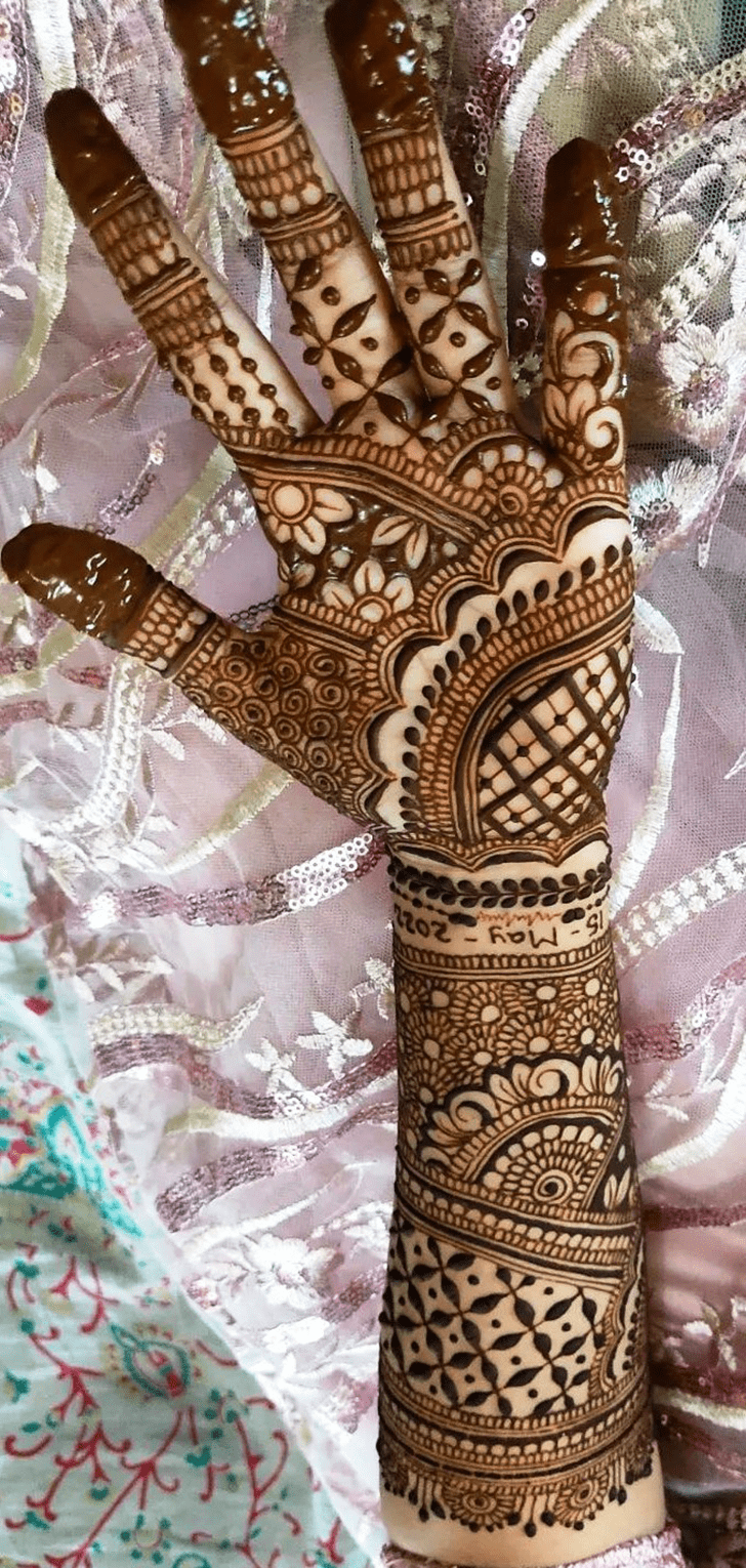 Arm Narayanganj Henna Design
