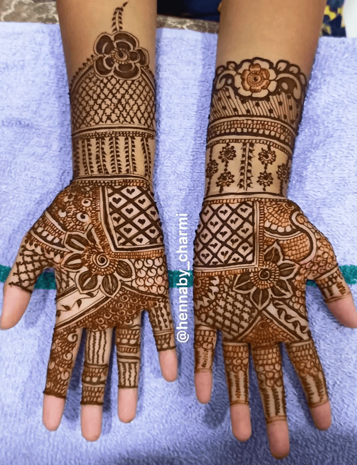 Marvelous Narayanganj Henna Design