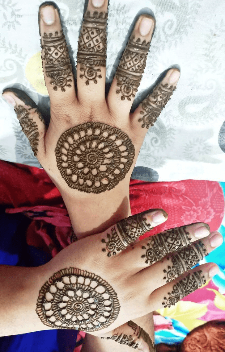 Superb Narayanganj Henna Design