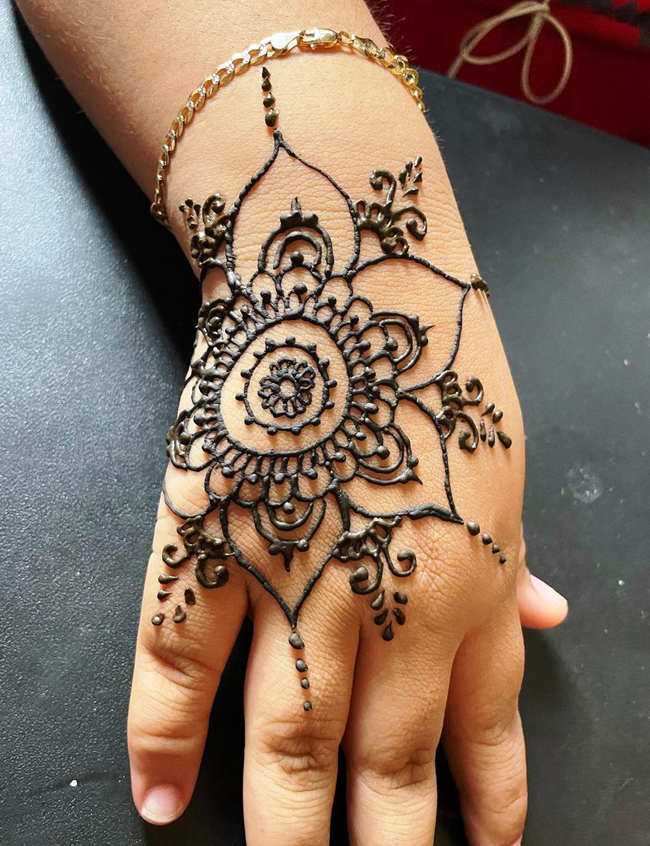 Nice Nashik Henna Design